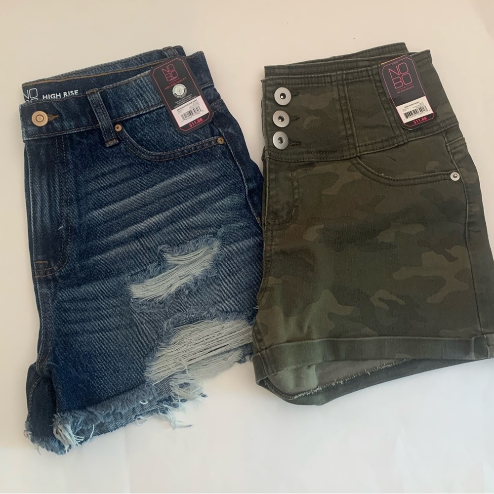 No Boundaries high rise shorts. Size 9 NWT